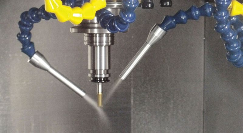 Sollte in Primärfunktion ATS zur Prozesskühlung in speziellen Anwendungen nicht ausreichen, kommt die neue Kühlschmiertechnologie Cryolub zum Einsatz. Mit ihr lässt sich bei Bedarf die Zerspanungs-Kontaktzone auf bis zu –50 °C abkühlen.