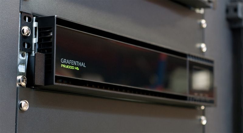 Grafenthal bringt drei USV-Modelle auf den Markt, bei denen, während die Server laufen, die Baterrien ausgewechselt werden können.; hier das Modell PR-3000_HS