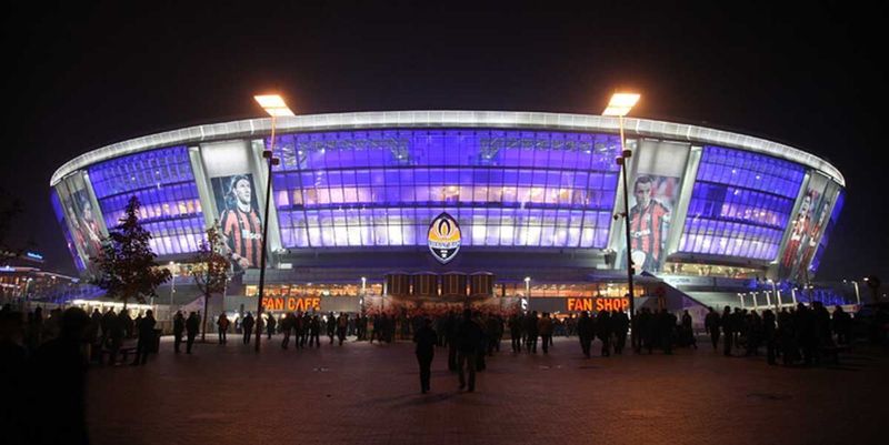 Die Donbass-Arena im ukrainischen Donezk: ein architektonisches Juwel mit UEFA-Elitestatus