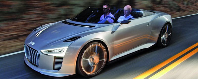 Audi e-tron Spyder: Die Batteriemodule für die e-tron-Modelle entwickeln die Ingolstädter in ihrem neuen „Projekthaus Hochvolt-Batterie“.