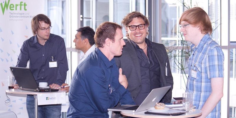 Frische Ideen statt Krawattenzwang: In lockerem Rahmen präsentierten sich Jungunternehmer beim Berliner SAP Startup Forum.