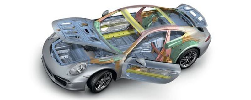 Der Rohbau des neuen Porsche 911 Carrera ist durch Aluminium-Stahl-Hybridbauweise um 48 Kilogramm leichter als beim Vorgängermodell.