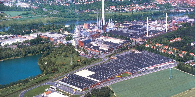 Mit dem OpManager überwacht Mainsite an die 250 Netzwerkkomponenten mit mehreren tausend Ports, sowie VMware Cluster mit diversen Server und Applikationen sowie zwei Carrier-Class Router für internes und externes Routing.