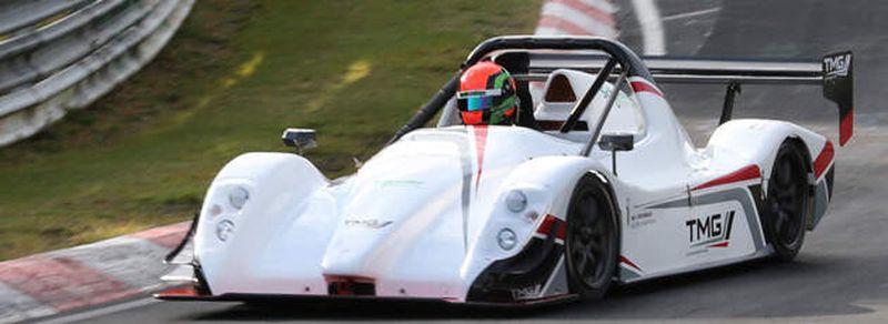 Der Toyota TMG EV P002: die 20,8 km lange Nordschleife des Nürburgrings umrundete der Elektrorenner in 7:22,239 Minuten und unterbot damit die ebenfalls von Toyota im August 2011 aufgestellte Bestmarke um rund 25 s