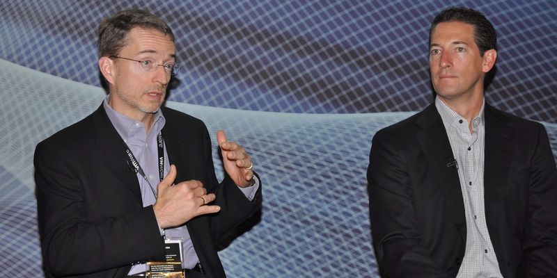 VMware-Chef Pat Gelsinger (links) präsentierte gemeinsam mit CTO Steve Herrod die neue Management-Suite des Anbieters.