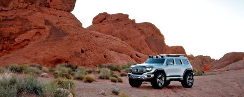 Mercedes Ener-G-Force: Die Studie soll ein Highway Patrol Vehicle für das Jahr 2025 darstellen.