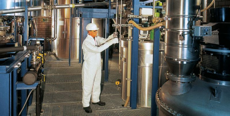 The H.C. Starck site in Goslar, Germany, required a flowmeter to provide feed-forward process data to their tungsten purification system.