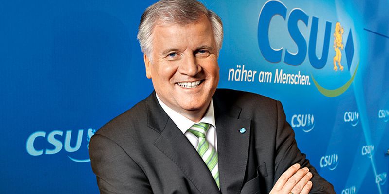 Ministerpräsident Seehofer macht eAkte zur Chefsache: „Das mache ich jetzt selbst“