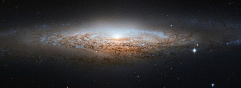 Das Weltraumteleskop Hubble Space Telescope nimmt am 26. März 2012 dieses Bild der Spiralgalaxie NGC 2683 auf