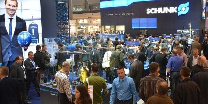 Nach fünfjähriger Abstinenz stellt Schunk 2013 in Hannover auf einer Fläche von 260 m² aus.