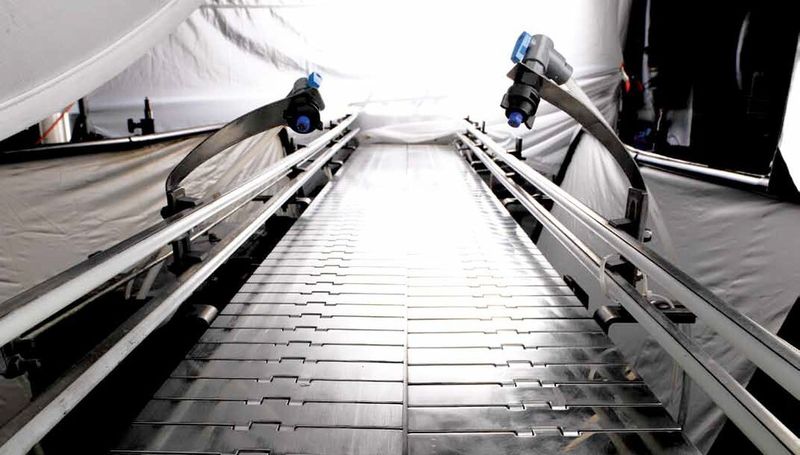 Conveyor belt for glass bottles