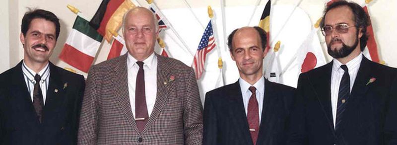 Zwei Generationen mit Führungskraft: Urs, Georg Hauser, Klaus und Hans-Peter Endress im Jahr 1986 (v.l.n.r.)