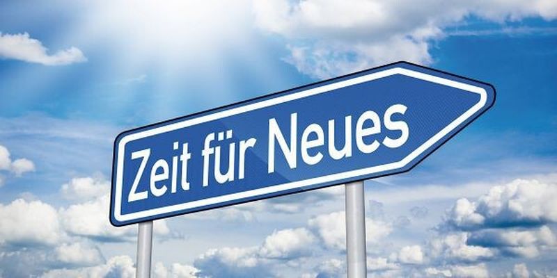 Für mehr als 40 % der befragten Marketing-entscheider ist eine strategische Neuausrichtung des Unternehmens äußerst geschäftskritisch beziehungsweise äußerst wichtig.