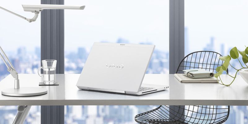 Das Gerät SVS1513Z9EB der Vaio-S-Serie 15 von Sony kostet 1.299 Euro (UVP).