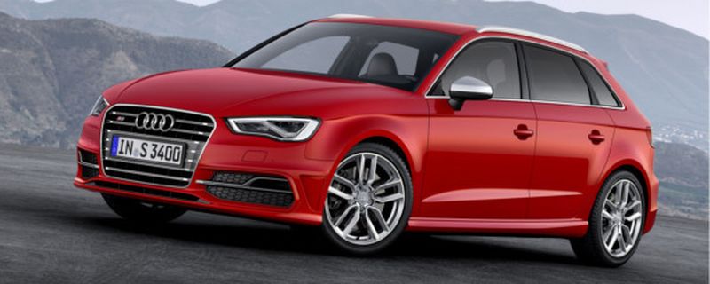 Ab Herbst fordert Audi mit der Neuauflage des S3 die direkten Konkurrenten BMW M135i und Mercedes A 45 AMG heraus.
