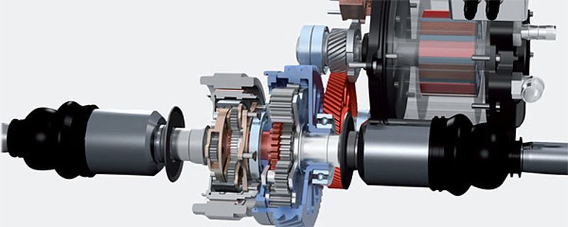Die energiesparende Antriebseinheit besteht aus Elektromotor mit zweistufigem Untersetzungsgetriebe sowie einer Torque-Vectoring-Einheit zur dynamischen Verteilung des Drehmoments auf die Räder.