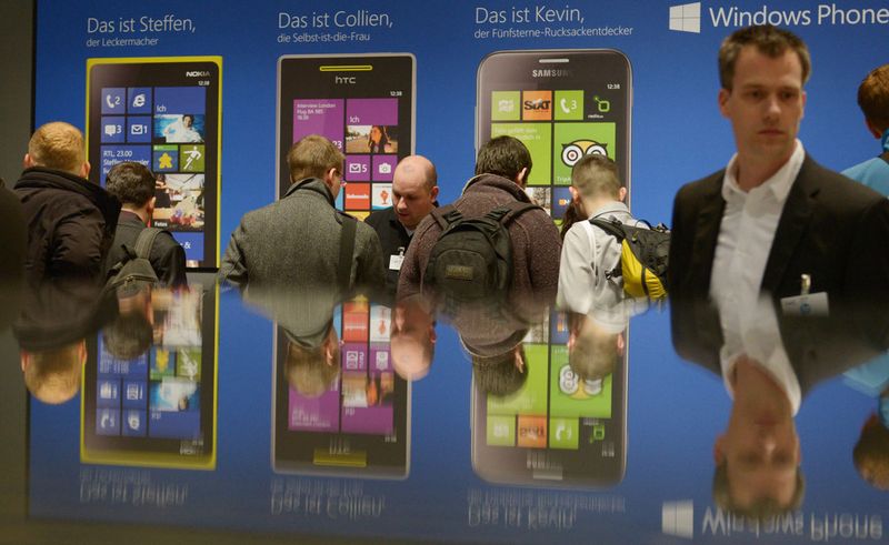 Vom Windows-Phone bis zum fahrbaren Rechenzentrum hat die Cebit alles versammelt, was IT- und TK-Branche zu bieten haben.