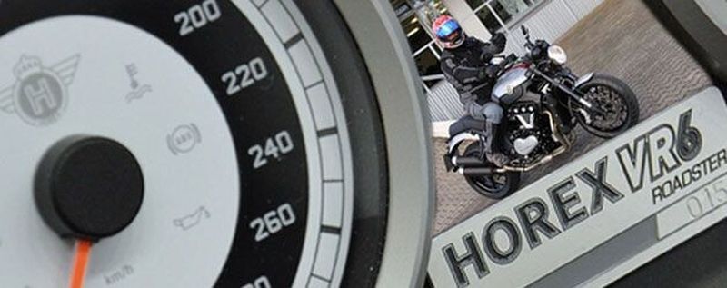 Die Händler sind ausreichend mit Vorführern des Horex VR6-Roadsters bestückt.
