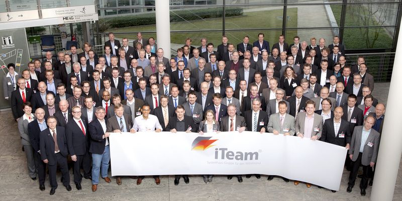 120 Partner und 18 Interessenten kamen zur iTeam-Jahreskonferenz nach Köln.