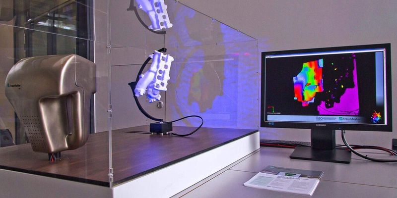Mit der neuen Vermessungs-technik lassen sich 400 Bilder pro Sekunde projizieren und daraus 40 dreidimensionale Bilder pro Sekunde erzeugen.
