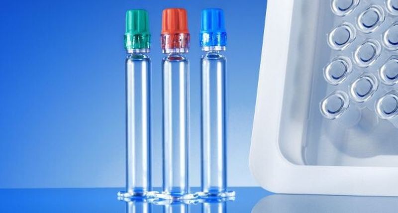 Das Verschlusssystem für vorfüllbare Spritzen: Die spezielle Materialpaarung des pharmazeutischen Primärpackmittels TELC birgt ein großes Temperaturgefälle innerhalb des Werkzeugs.