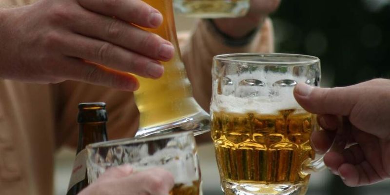 Der gängigen Vorstellung zu Folge das liebste Vatertags-Gadget: ein Bier. Doch auch die Elektronik hat einiges zu bieten, um diesen Tag zu bereichern.