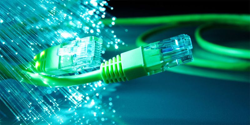 Cloud-Konnektoren bilden eine Brücke: Um nur die erforderlichen Daten in die Cloud zu übertragen, können lokale Datenspeicher intelligent mit den Cloud-Anwendungen verknüpft werden.