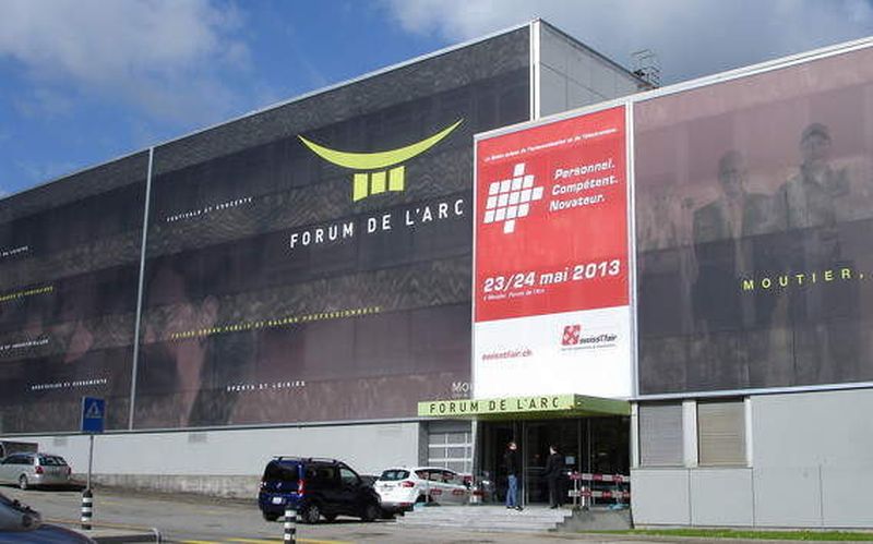 Forum de l'Arc à Moutier avec la bannière swissT.fair.