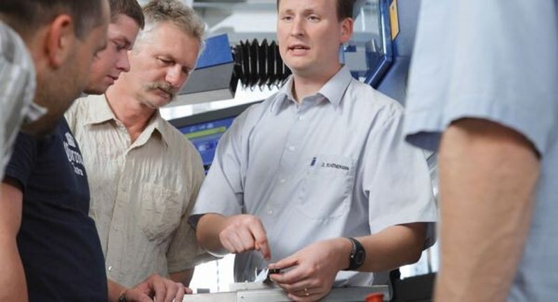 Je stärker der Wettbewerb wird und je komplexer die technischen Anforderungen werden, desto wichtiger wird die Marke.