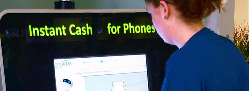 Der ecoATM-Automat wird über einen Touchscreen bedient.