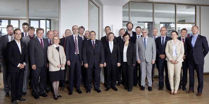 Die Gründungsmitglieder des Nationalen eGovernment-Kompetenzzentrums