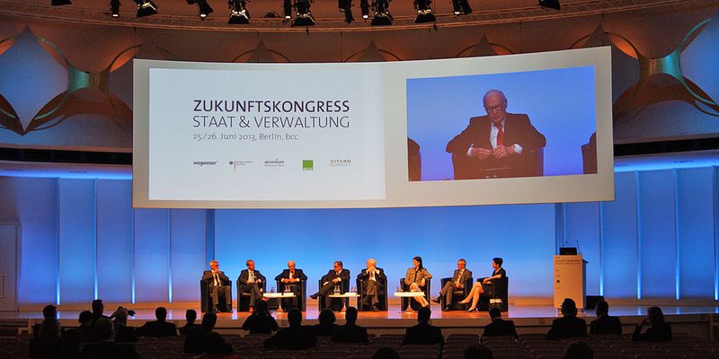 Nach zwei Tagen klingt der Zukunftskongress Staat & Verwaltung mit einer letzten Podiumsdiskussion erfolgreich aus