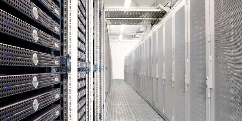 Dedicated Hybrid Cloud stellt einen eigenen Ressourcenpool zur Verfügung, der je nach Bedarf vergrößert oder verringert werden kann.