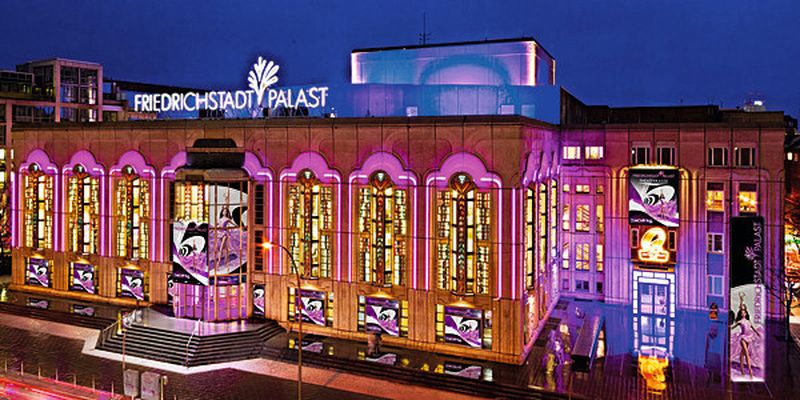 SHOW ME heißt die aktuelle Produktion im Berliner Friedrichstadt-Palast
