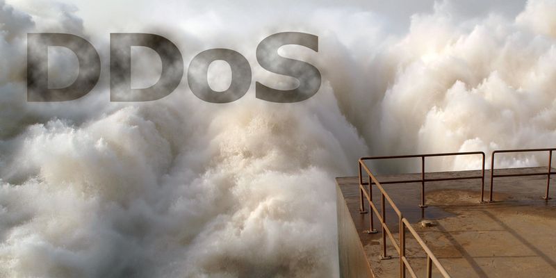 Hacker nutzen eine volumetrische DDoS-Attacke, um das Netzwerk und die Bandbreite des ausgewählten Opfers mit gefälschten Anfragen zu verstopfen.