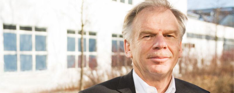 Dr. Nitschke lässt bei der M-Gmbh auch frühere Tabus zu, um auf Augenhöhe mit der Konkurrenz zu bleiben.