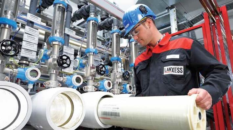 For quality assurance purposes each individual Lewabrane module is checked in an element tester at the Lanxess site in Bitterfeld Germany
