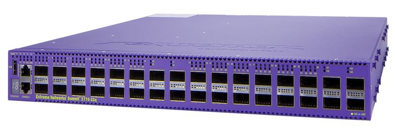Summit X770 mit einer Dichte von 104 mal zehn Gigabit-Ports in 1RU-Chassis