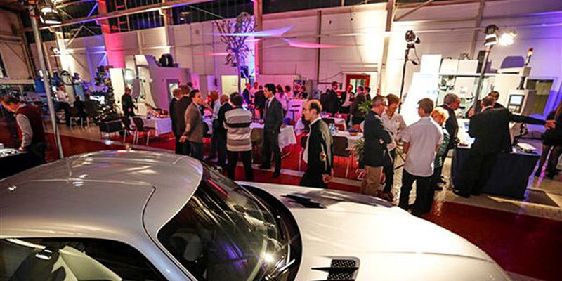 Werkzeugmaschinen und mehr: Der Abendevent rundete das „10 × 10-Forum“ bei Maschinen-Wagner ab.