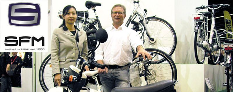 Geschäftsführerin Tao Wang und der Entwickler und Vertriebsprofi Hartmut Huhn sehen die Zukunft der Firma optimistisch. Mit der SFM Bikes Distribution werden aktuell alle Händlerpartner weiterhin mit allem Notwendigen beliefert.