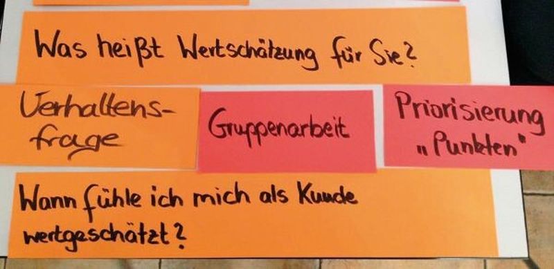 Es ist möglich, mit systemischer Moderation auf neue Gedanken zu kommen, die gleichzeitig eine hohe Praxistauglichkeit haben.