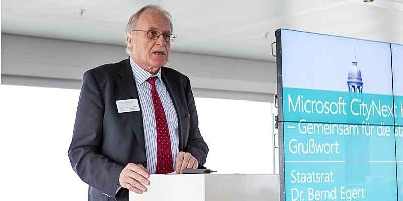 Der Hamburger Staatsrat Dr. Bernd Egert hielt auf dem CityNext-Kongress die Eröffnungsrede