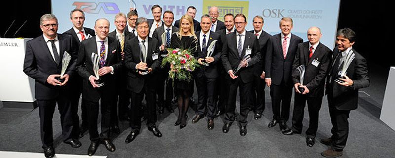 Zum sechsten Mal verlieh die Daimler AG die Daimler Supplier Awards. Zwölf Lieferanten wurden für ihre herausragenden Leistungen im vergangenen Geschäftsjahr ausgezeichnet.