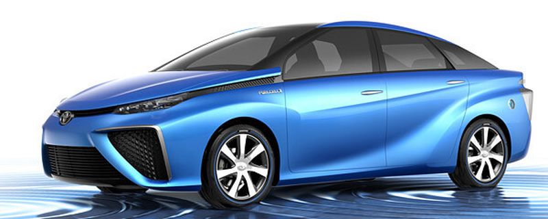 Toyota will den FCV im Jahr 2015 für unter 80.000 Euro auf den Markt bringen.