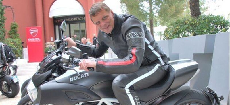 Die neue Ductai Diavel, getestet von »bike und business«-Chefredakteur Stephan Maderner.