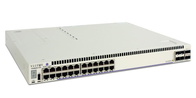 An vier Gigabit-PoE-Ports liefert der OS6860 bis zu 60W und damit genug Energie für Small Cells mit einer Kombination aus Mobilfunk und Wi-Fi oder HD-Überwachungskameras.