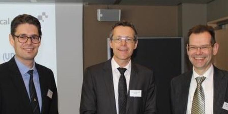 Die Organisatoren des UDI-Seminars: Fabian Stadler von Fasmed, Hansjörg Riedwyl von ISS und Markus Wälti von Swissmedic (von links). Stadler: „Selbst wenn der Zeitpunkt noch nicht feststeht, empfiehlt sich für alle Medtech-Firmen die rechtzeitige Vorbereitung auf die Umstellung.“