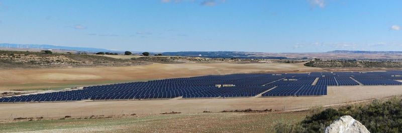Der Solarpark Zuera II erstreckt sich über eine Fläche von mehr als 30 Hektar.