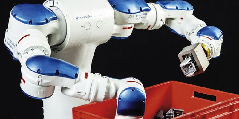 Das neue zweiarmige Robotersystem sorgt für einen schnellen Griff-in-die-Kiste.