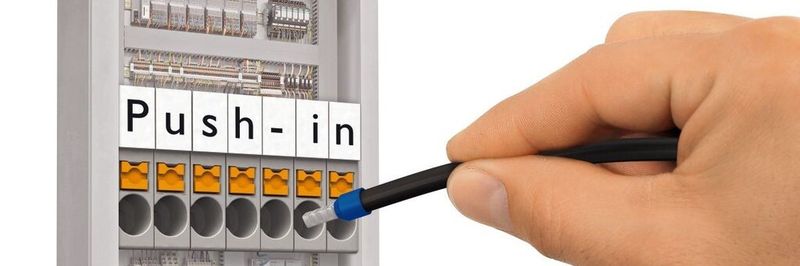 Mit der Push-in-Anschlusstechnik lässt sich der Prozess der Verdrahtung deutlich rationalisieren.